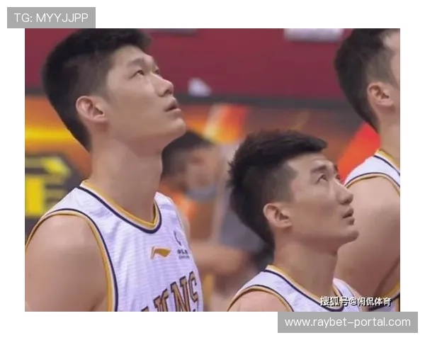 胡金秋孙铭徽留队广厦,保留夺冠核心阵容冲击卫冕